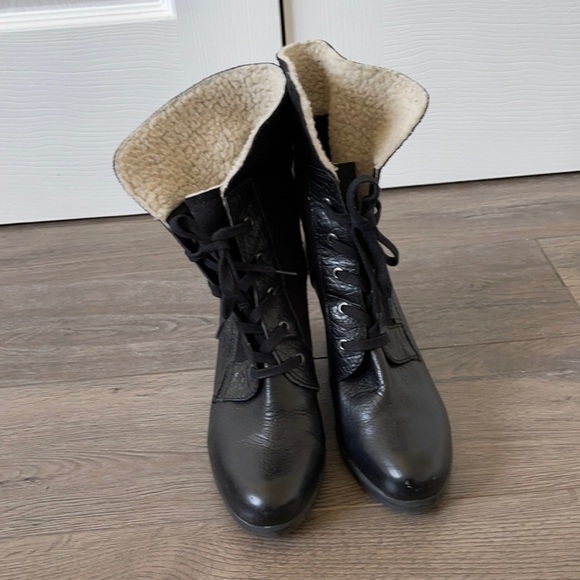 Franco Sarto shearling wedge boots - Picture 3 of 12